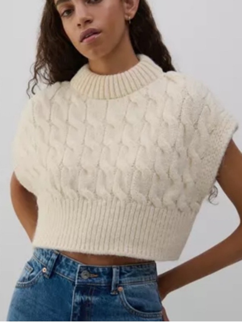 Zara Cream Cable Knit Sweater Vest Cropped Size Small